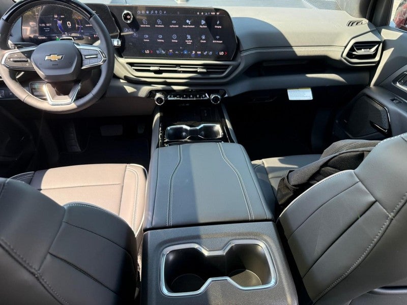 2026 Chevrolet Silverado EV e4WD Crew Cab Max Range LT