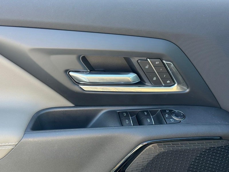 2026 Chevrolet Silverado EV e4WD Crew Cab Max Range Trail Boss