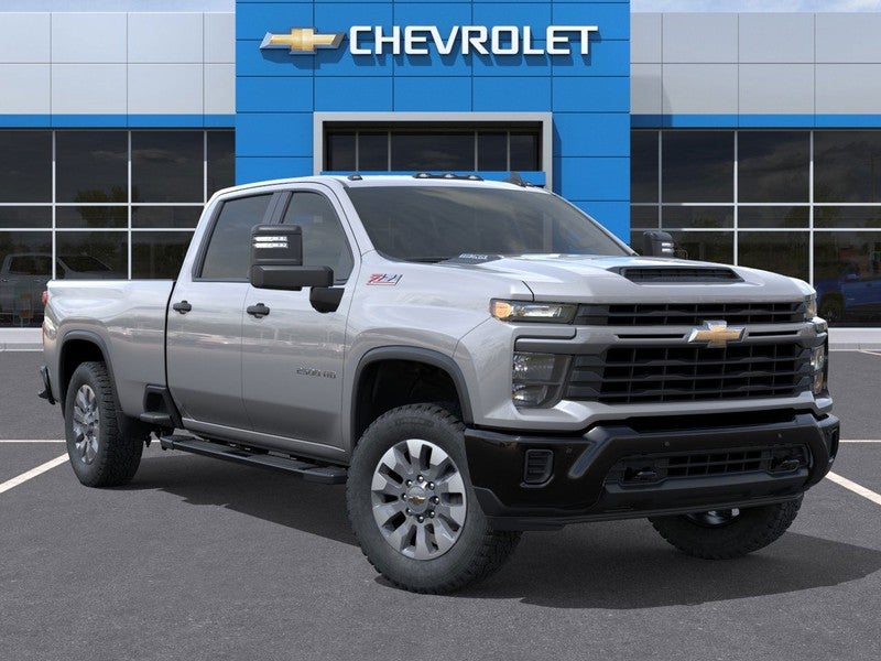 2026 Chevrolet Silverado 2500HD 4WD Crew Cab 172" Custom