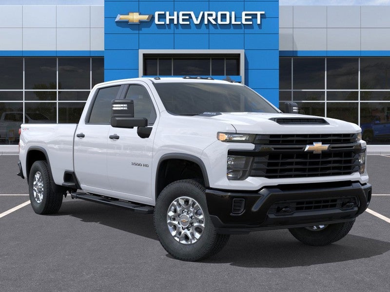 2026 Chevrolet Silverado 3500HD 4WD Crew Cab 172" Work Truck