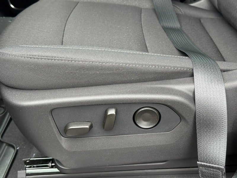 2026 Chevrolet Silverado 1500 2WD Crew Cab 147" LT