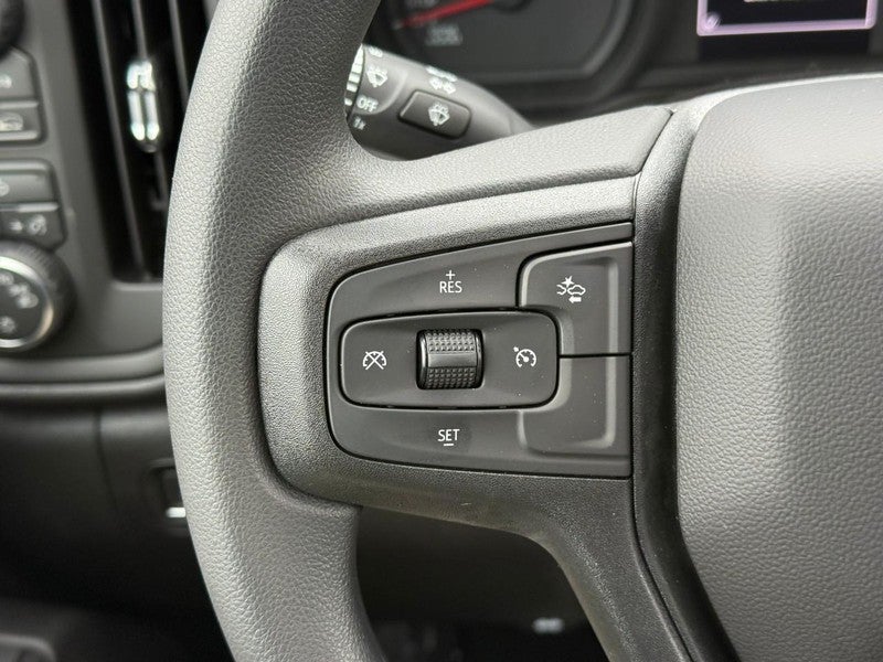 2026 Chevrolet Silverado 1500 4WD Crew Cab 147" Custom