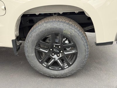 2026 Chevrolet Silverado 1500 4WD Crew Cab 147" Custom