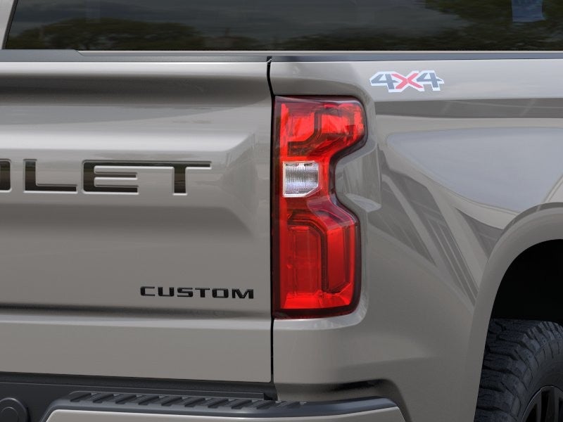 2026 Chevrolet Silverado 1500 4WD Crew Cab 147" Custom