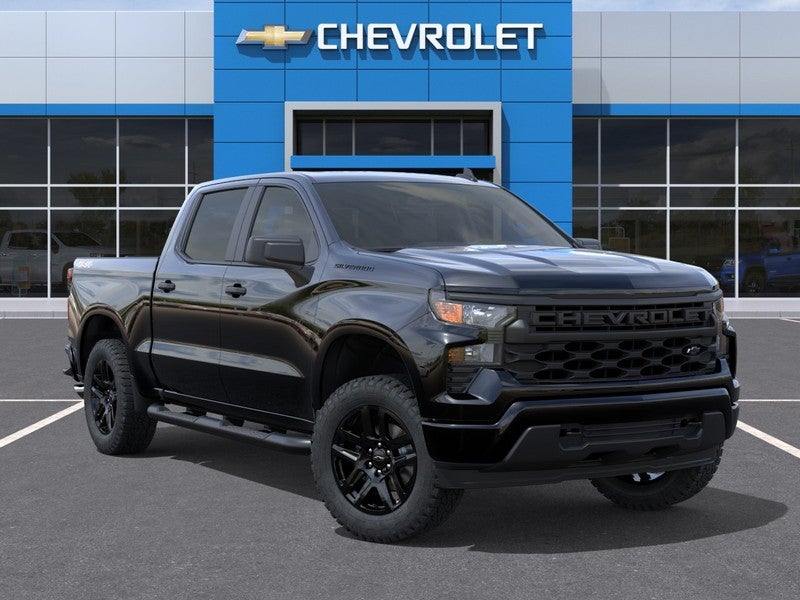 2026 Chevrolet Silverado 1500 4WD Crew Cab 147" Custom