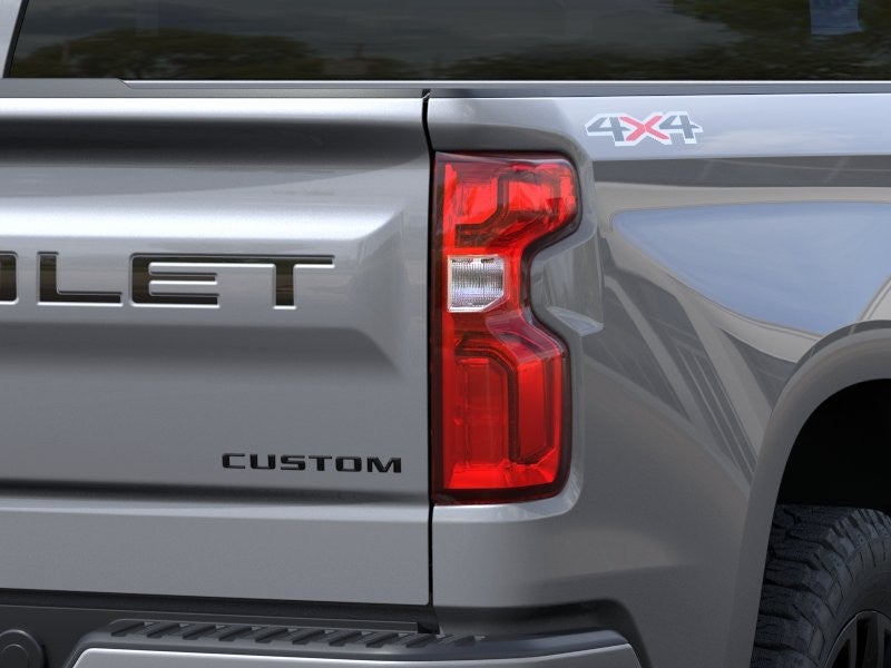 2026 Chevrolet Silverado 1500 4WD Crew Cab 147" Custom