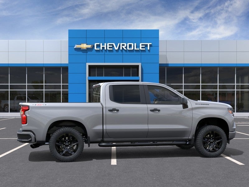 2026 Chevrolet Silverado 1500 4WD Crew Cab 147" Custom