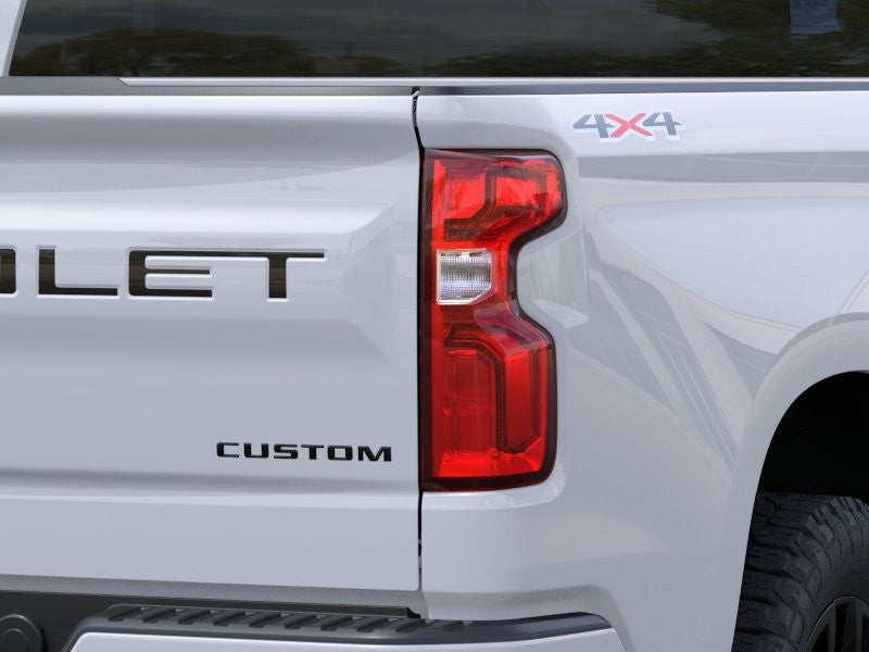 2026 Chevrolet Silverado 1500 4WD Crew Cab 147" Custom