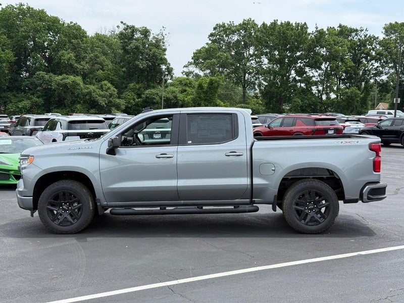 2026 Chevrolet Silverado 1500 4WD Crew Cab 147" RST