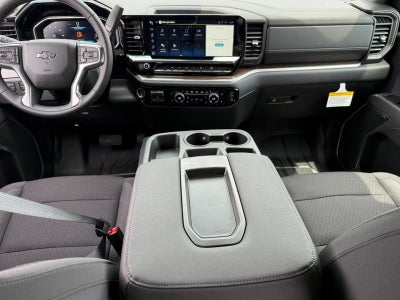 2026 Chevrolet Silverado 1500 4WD Crew Cab 147" RST