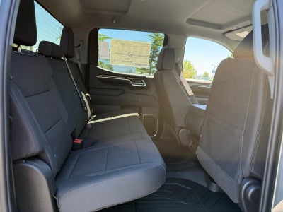 2026 Chevrolet Silverado 1500 4WD Crew Cab 147" RST