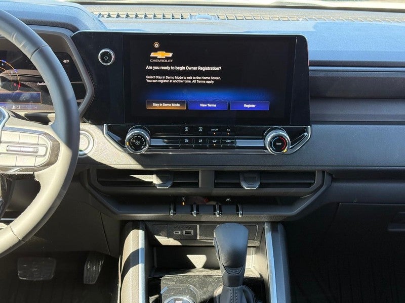 2025 Chevrolet Colorado 4WD Crew Cab WT