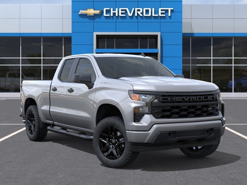 2026 Chevrolet Silverado 1500 4WD Double Cab 147" Custom