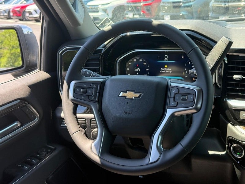2026 Chevrolet Silverado 1500 4WD Crew Cab 147" LT w/1LT