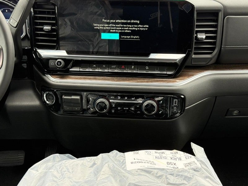 2026 Chevrolet Silverado 1500 4WD Crew Cab 147" RST