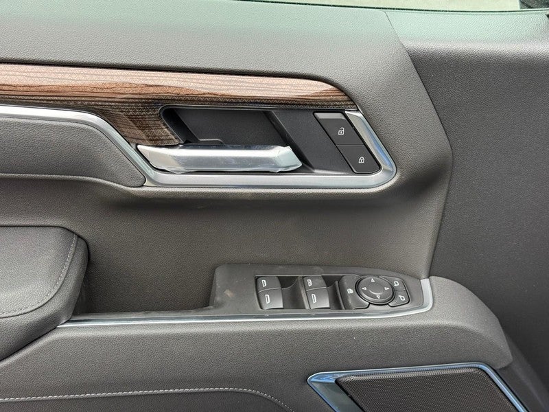 2026 Chevrolet Silverado 1500 4WD Crew Cab 147" RST