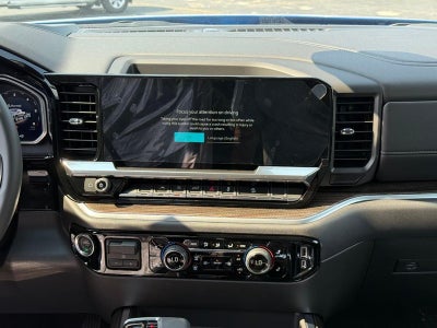 2026 Chevrolet Silverado 1500 4WD Crew Cab 147" RST