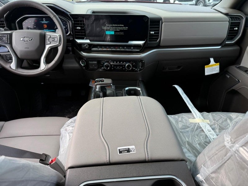 2026 Chevrolet Silverado 1500 4WD Crew Cab 147" RST