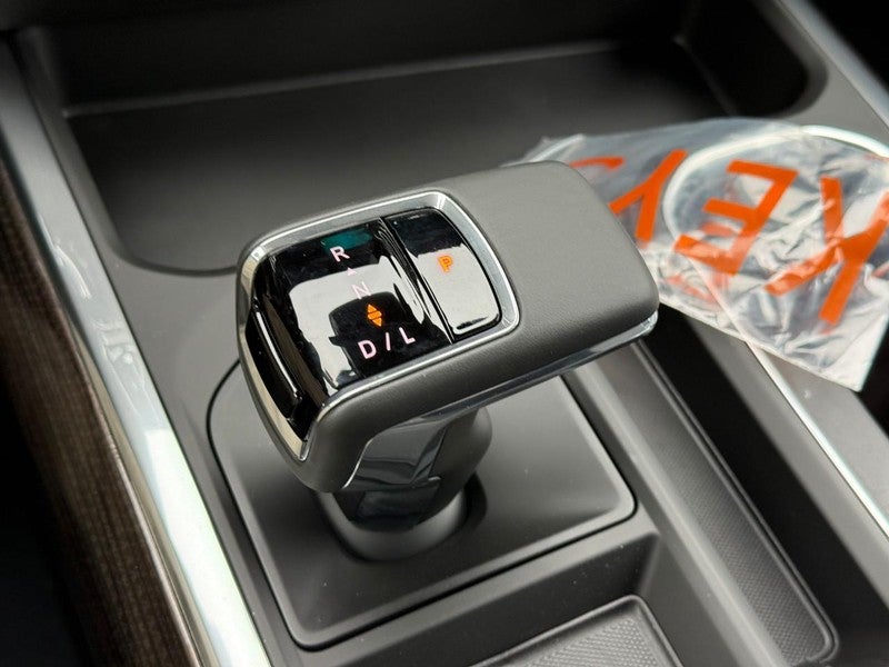 2026 Chevrolet Silverado 1500 4WD Crew Cab 147" RST