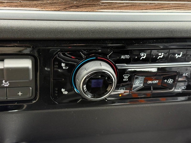 2026 Chevrolet Silverado 1500 4WD Crew Cab 147" RST