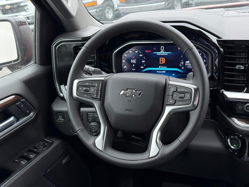 2026 Chevrolet Silverado 1500 4WD Crew Cab 147" RST