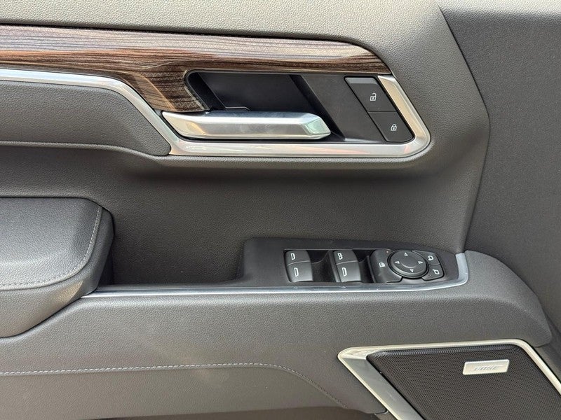 2026 Chevrolet Silverado 1500 4WD Crew Cab 147" RST