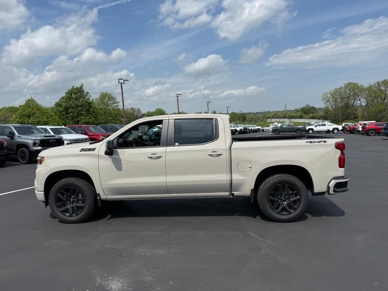 2026 Chevrolet Silverado 1500 4WD Crew Cab 147" RST