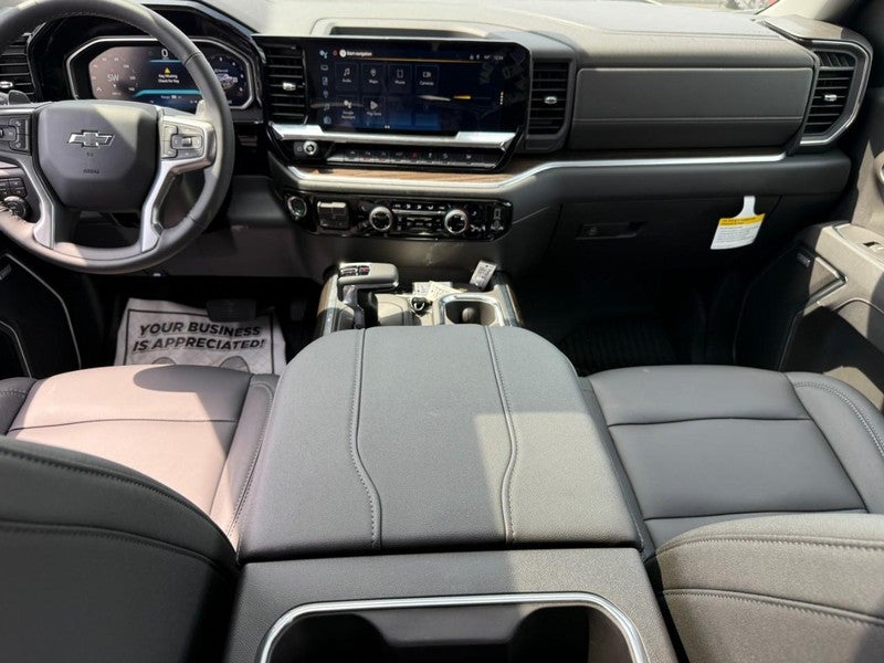 2026 Chevrolet Silverado 1500 4WD Crew Cab 147" RST