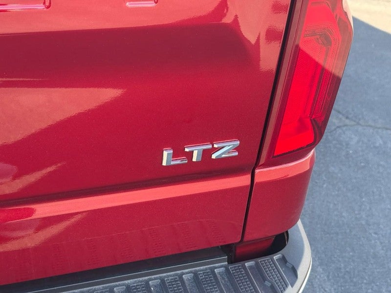 2026 Chevrolet Silverado 1500 4WD Crew Cab 147" LTZ