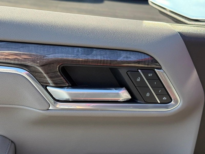 2026 Chevrolet Silverado 1500 4WD Crew Cab 147" LTZ