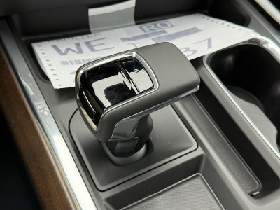 2026 Chevrolet Silverado 1500 4WD Crew Cab 147" High Country