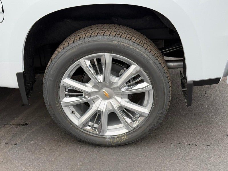 2026 Chevrolet Silverado 1500 4WD Crew Cab 147" High Country