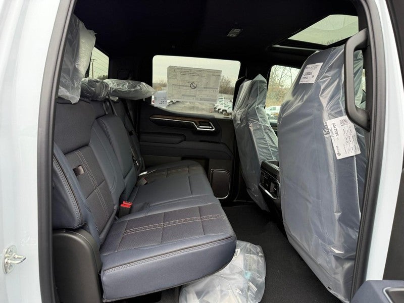 2026 Chevrolet Silverado 1500 4WD Crew Cab 147" High Country