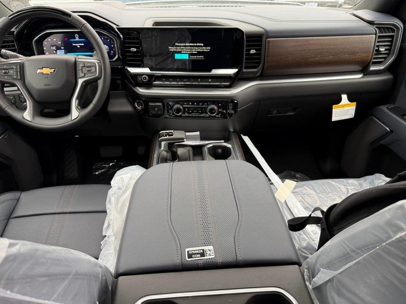 2026 Chevrolet Silverado 1500 4WD Crew Cab 147" High Country