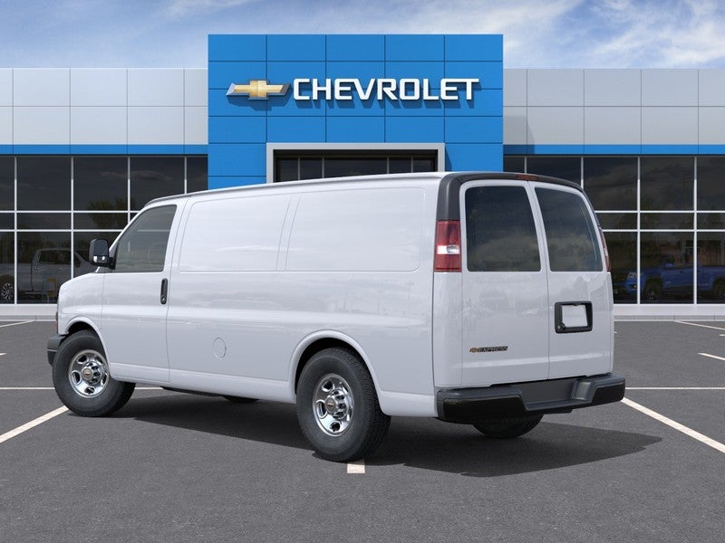 2026 Chevrolet Express Cargo Van RWD 3500 135"