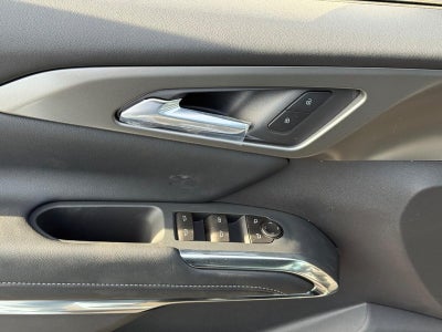 2026 Chevrolet Traverse AWD 4dr LT w/2LT