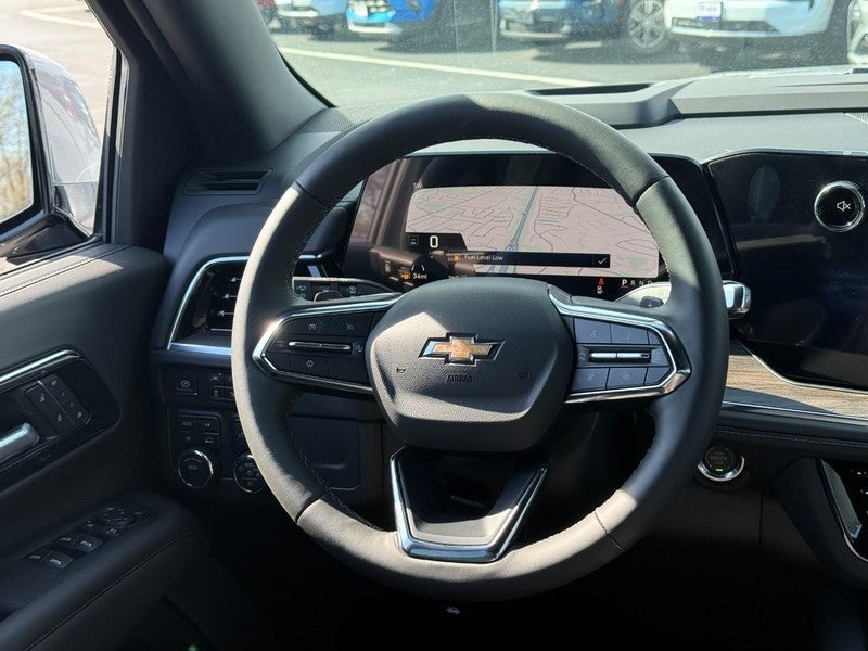 2026 Chevrolet Suburban 4WD 4dr LT