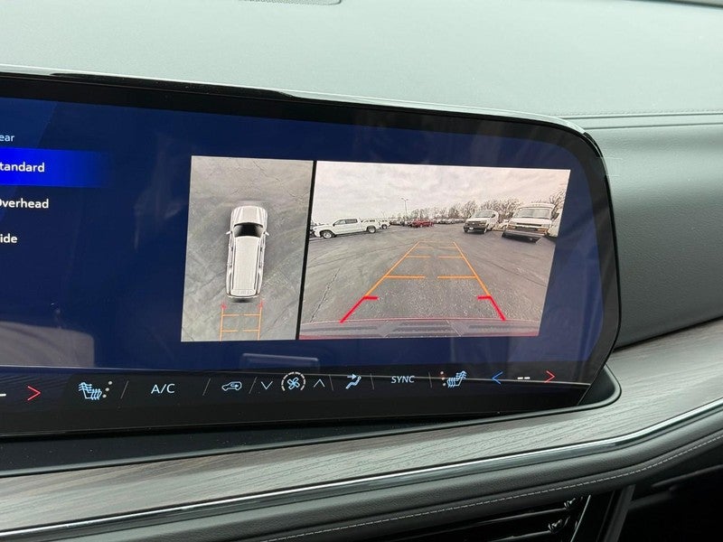 2026 Chevrolet Suburban 4WD 4dr LT