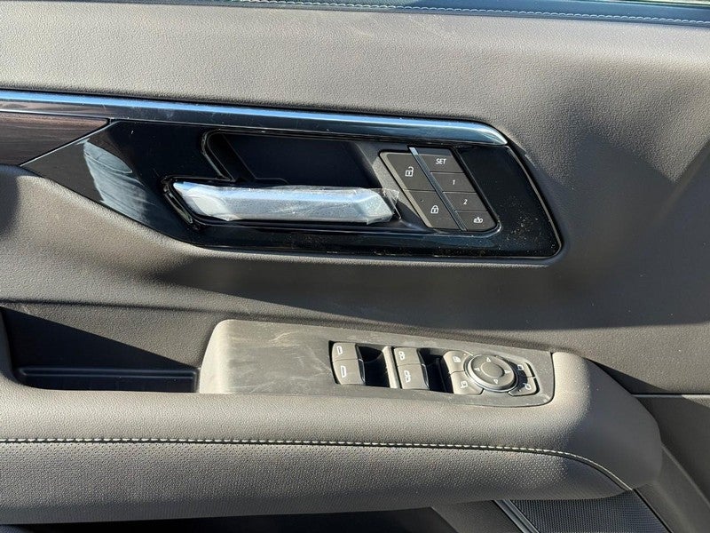 2026 Chevrolet Suburban 4WD 4dr Premier