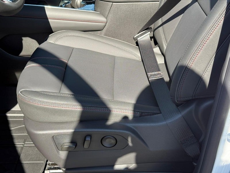 2026 Chevrolet Tahoe 4WD 4dr RST