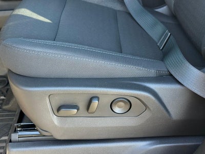 2026 Chevrolet Silverado 1500 4WD Crew Cab 147" LT w/1LT