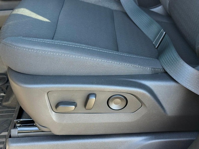 2026 Chevrolet Silverado 1500 4WD Crew Cab 147" LT w/1LT