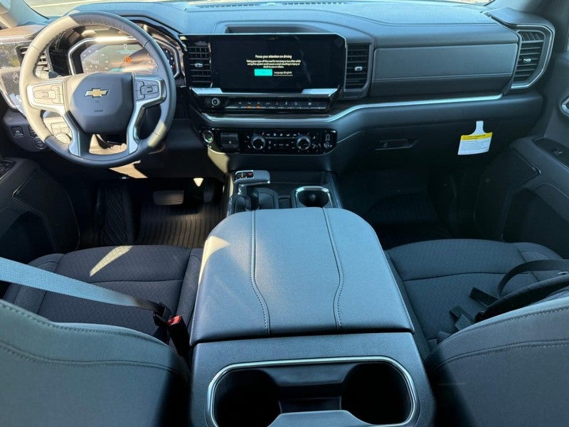 2026 Chevrolet Silverado 1500 4WD Crew Cab 147" LT w/1LT