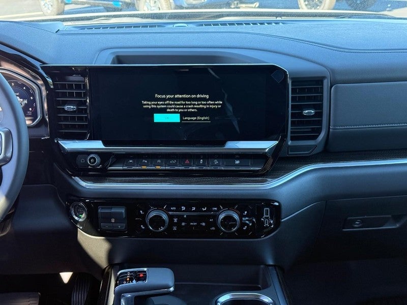 2026 Chevrolet Silverado 1500 4WD Crew Cab 147" LT w/1LT