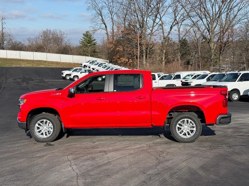 2026 Chevrolet Silverado 1500 4WD Crew Cab 147" LT w/1LT