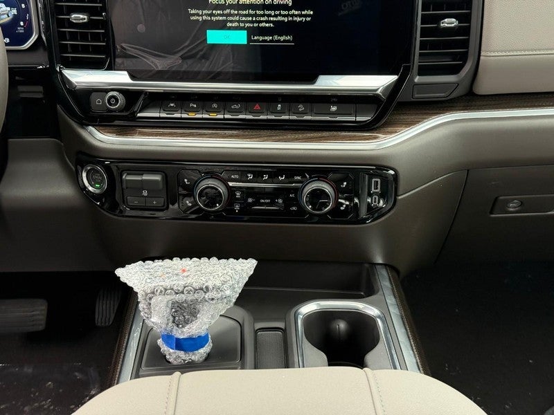 2026 Chevrolet Silverado 1500 4WD Crew Cab 147" RST