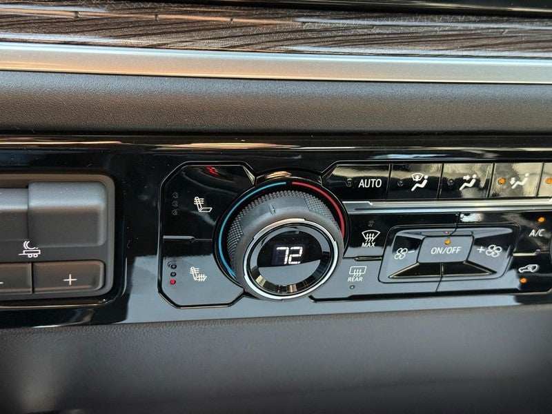 2026 Chevrolet Silverado 1500 4WD Crew Cab 147" RST