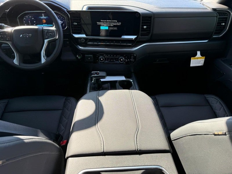 2026 Chevrolet Silverado 1500 4WD Crew Cab 147" RST