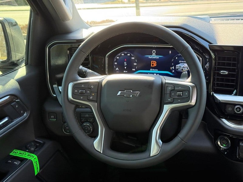 2026 Chevrolet Silverado 1500 4WD Crew Cab 147" RST