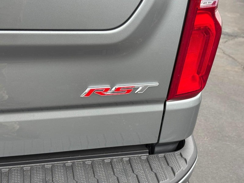 2026 Chevrolet Silverado 1500 4WD Crew Cab 147" RST